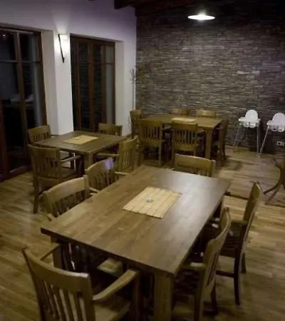 Farmarska Basta 2*