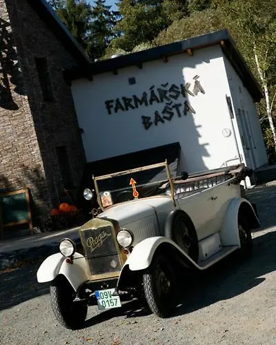 Farmarska Basta Velký Újezd